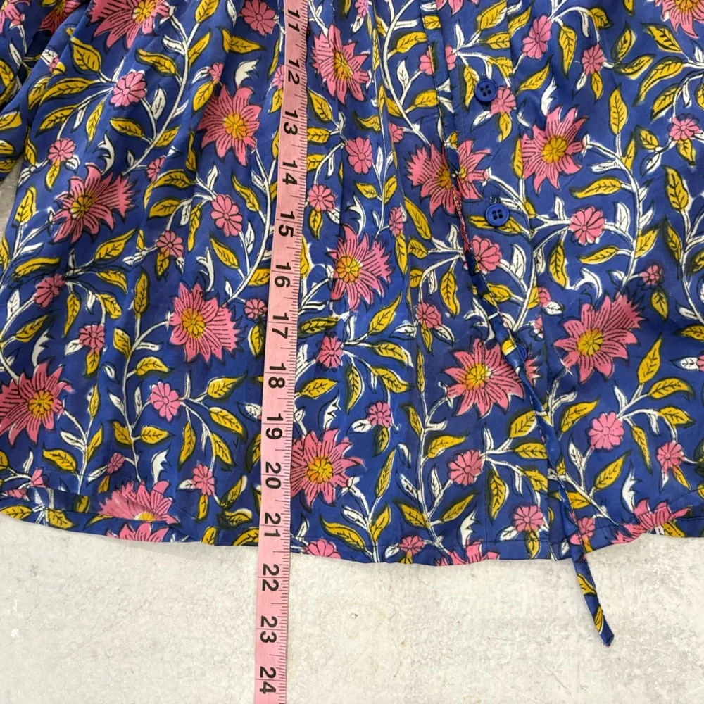 Emerson Fry || Emmaline Blouse Blue Chrysanthemum Satin Block Print Floral - Picture 8 of 10